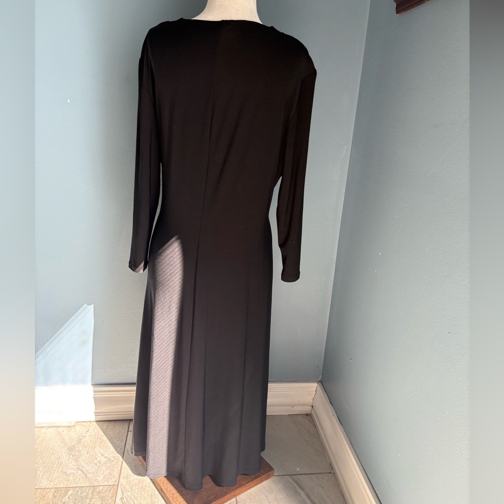 Evan Picone Black Long Sleeve Dress with Ring Detail - Picture 6 of 9